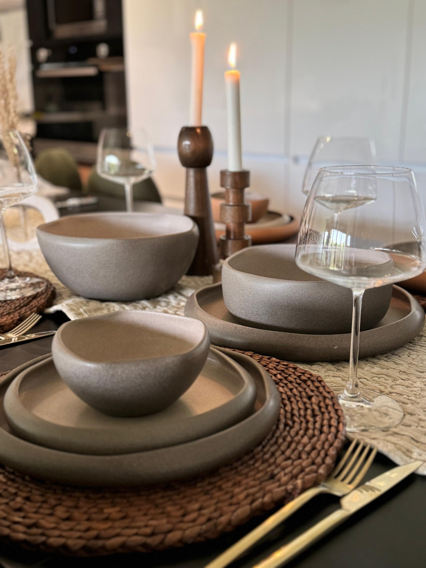 UNIKA Olive x Sandy Dinnerware set