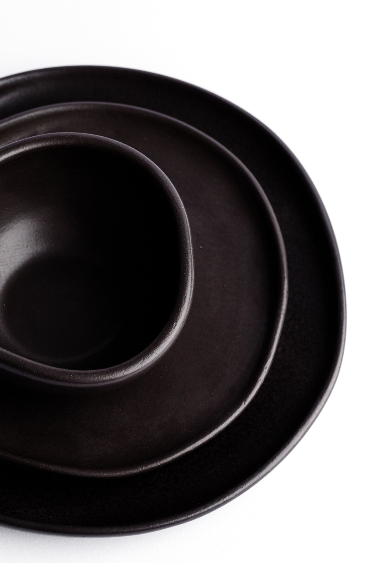 Black Irregular Dinnerware set
