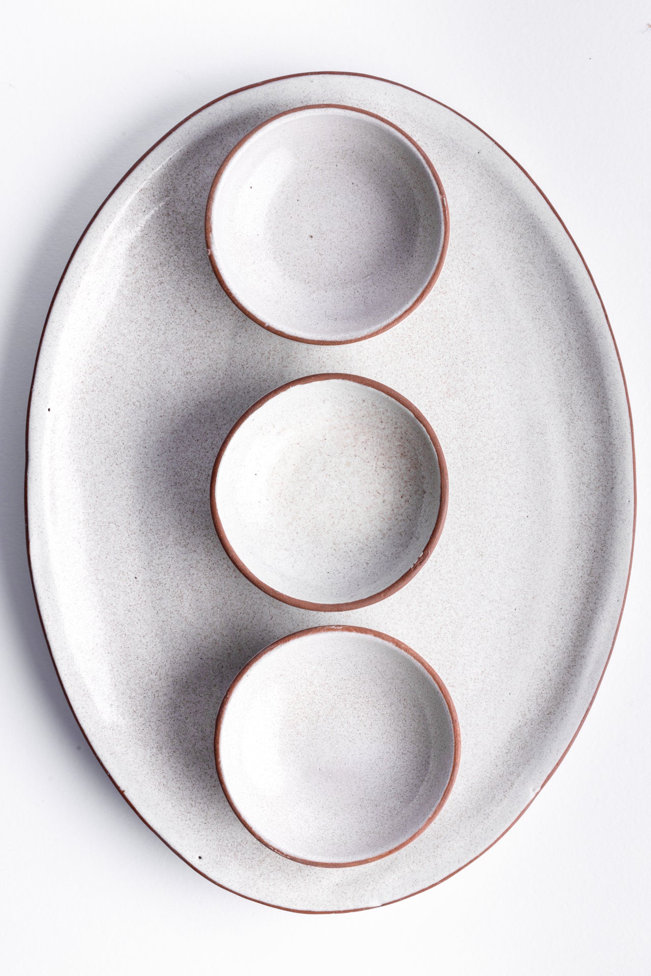 Serving Plate + 3 mini bowls