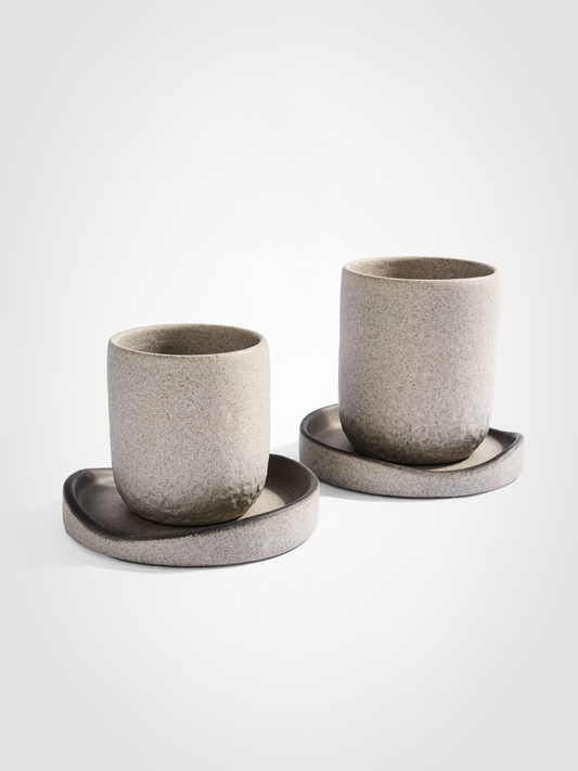Igneous Cup with irregular underline